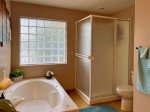Primary Suite Garden Tub & Shower
